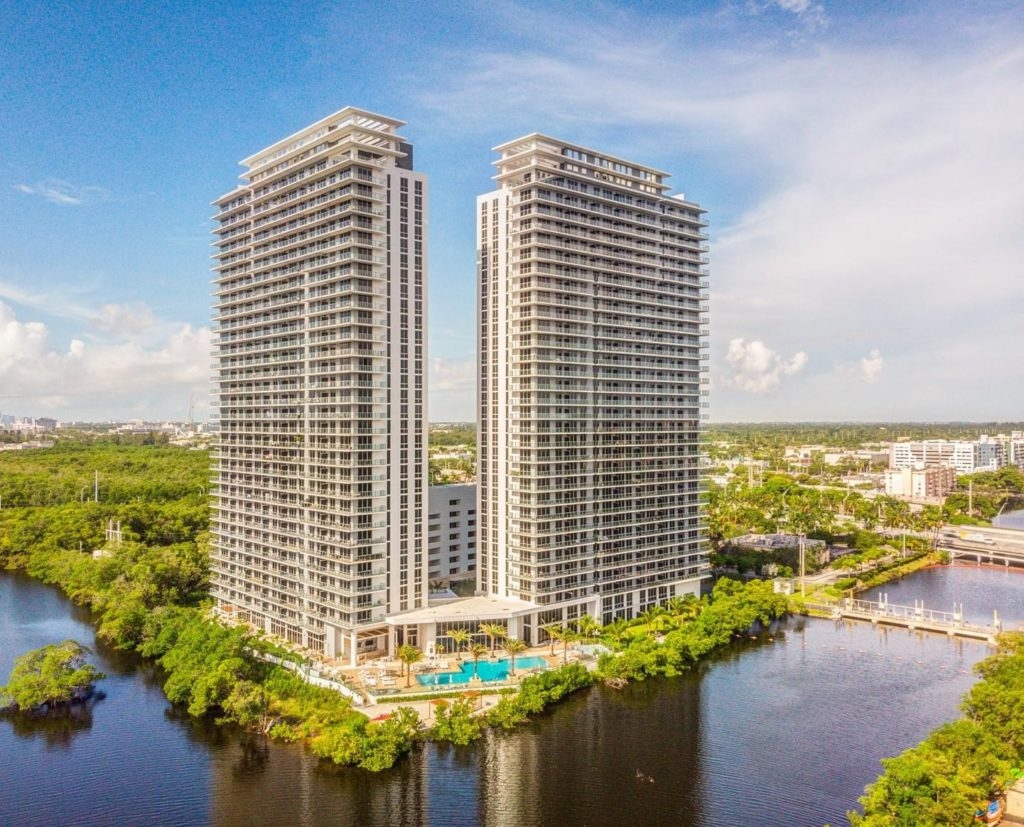 16385 Biscayne Blvd, North Miami Beach, Florida 33160, ,16385 Biscayne Blvd,7001
